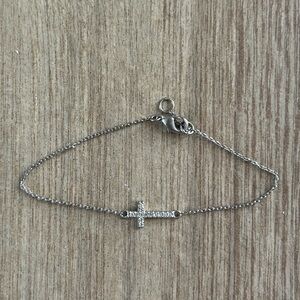 Elegant Silver Cross Bracelet